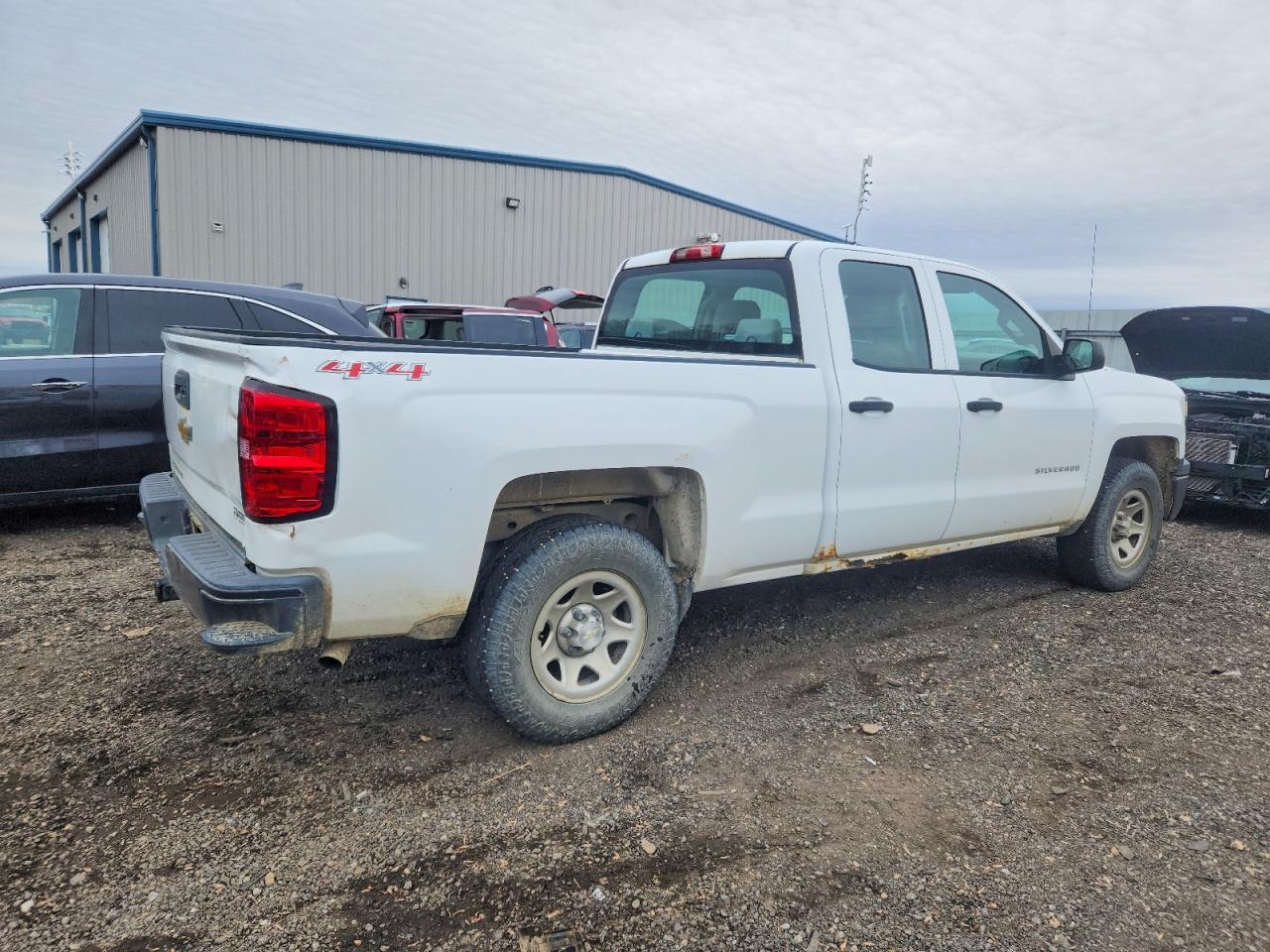 2014 CHEVROLET SILVERADO K1500 photo 3
