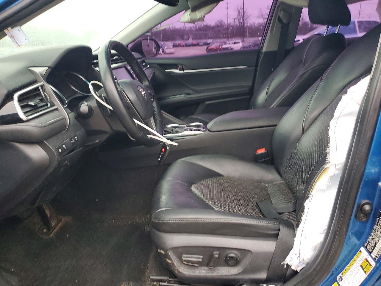 2018 TOYOTA CAMRY XSE photo 7