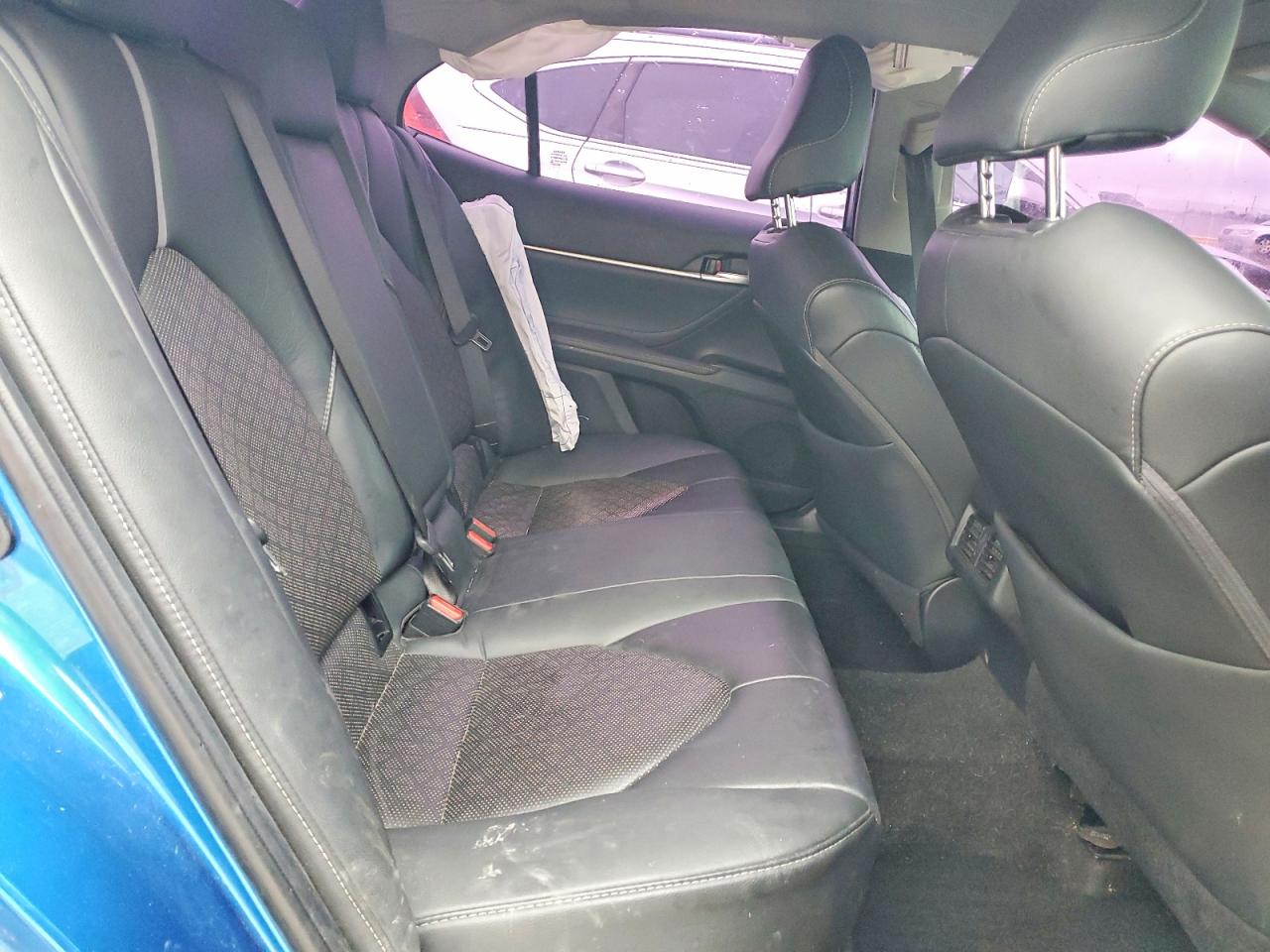 2018 TOYOTA CAMRY XSE photo 10
