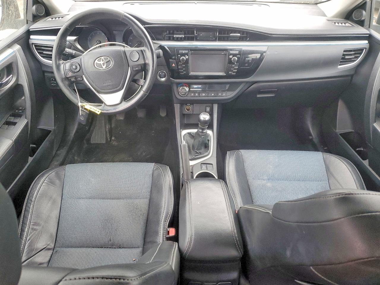 2014 TOYOTA COROLLA L photo 8