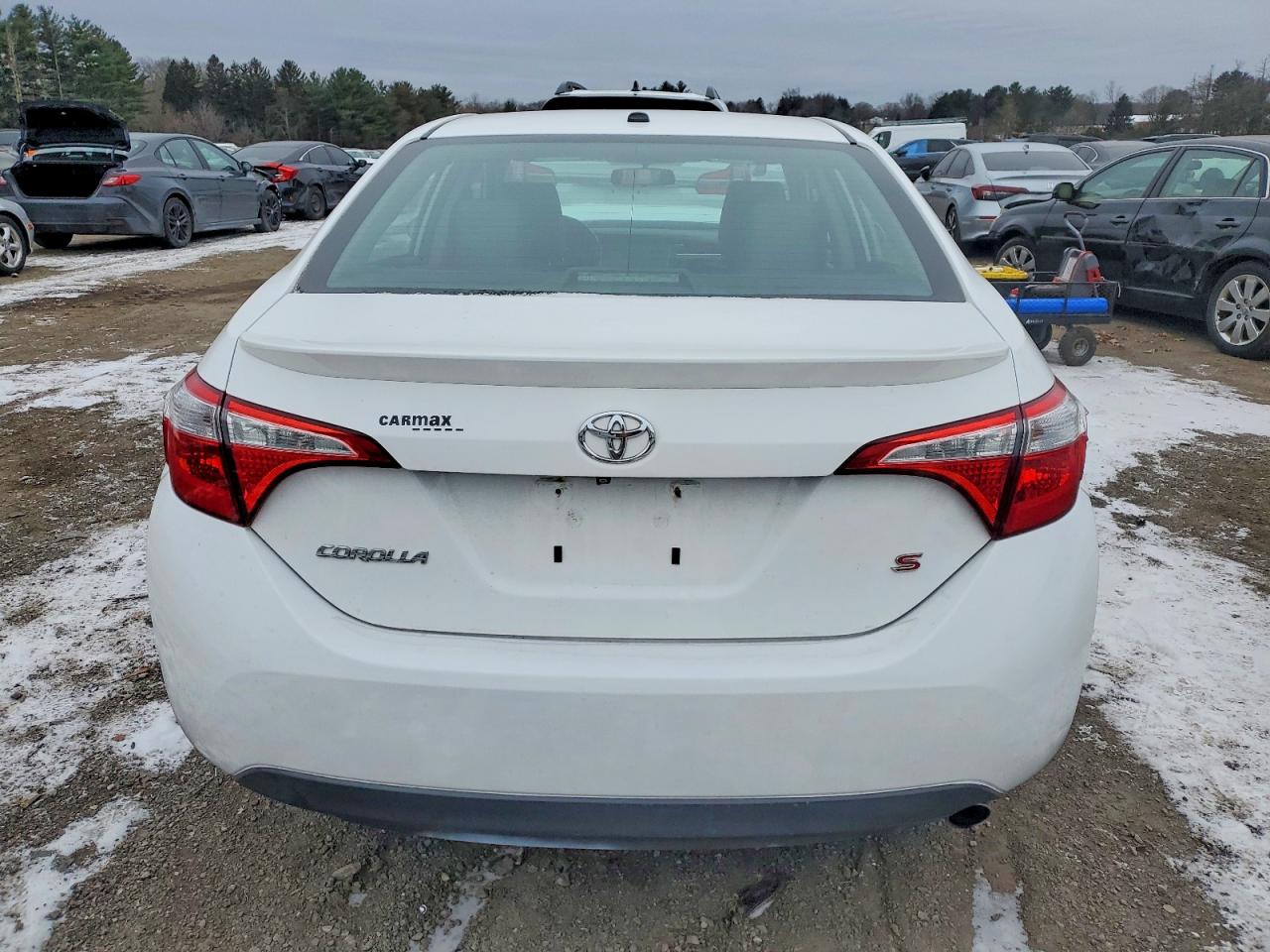 2014 TOYOTA COROLLA L photo 6