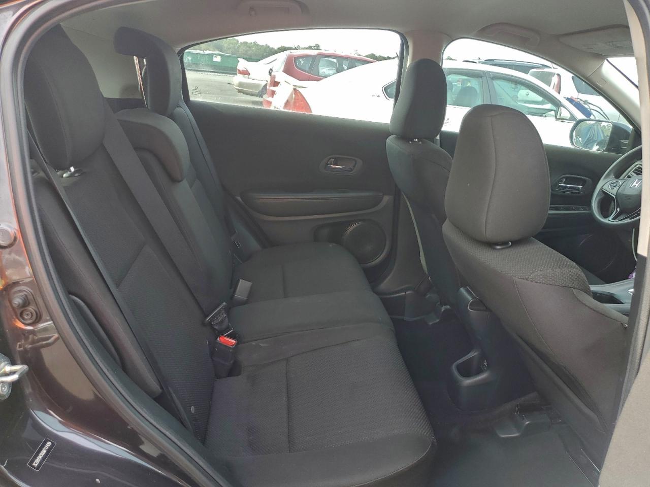 2016 HONDA HR-V LX photo 10