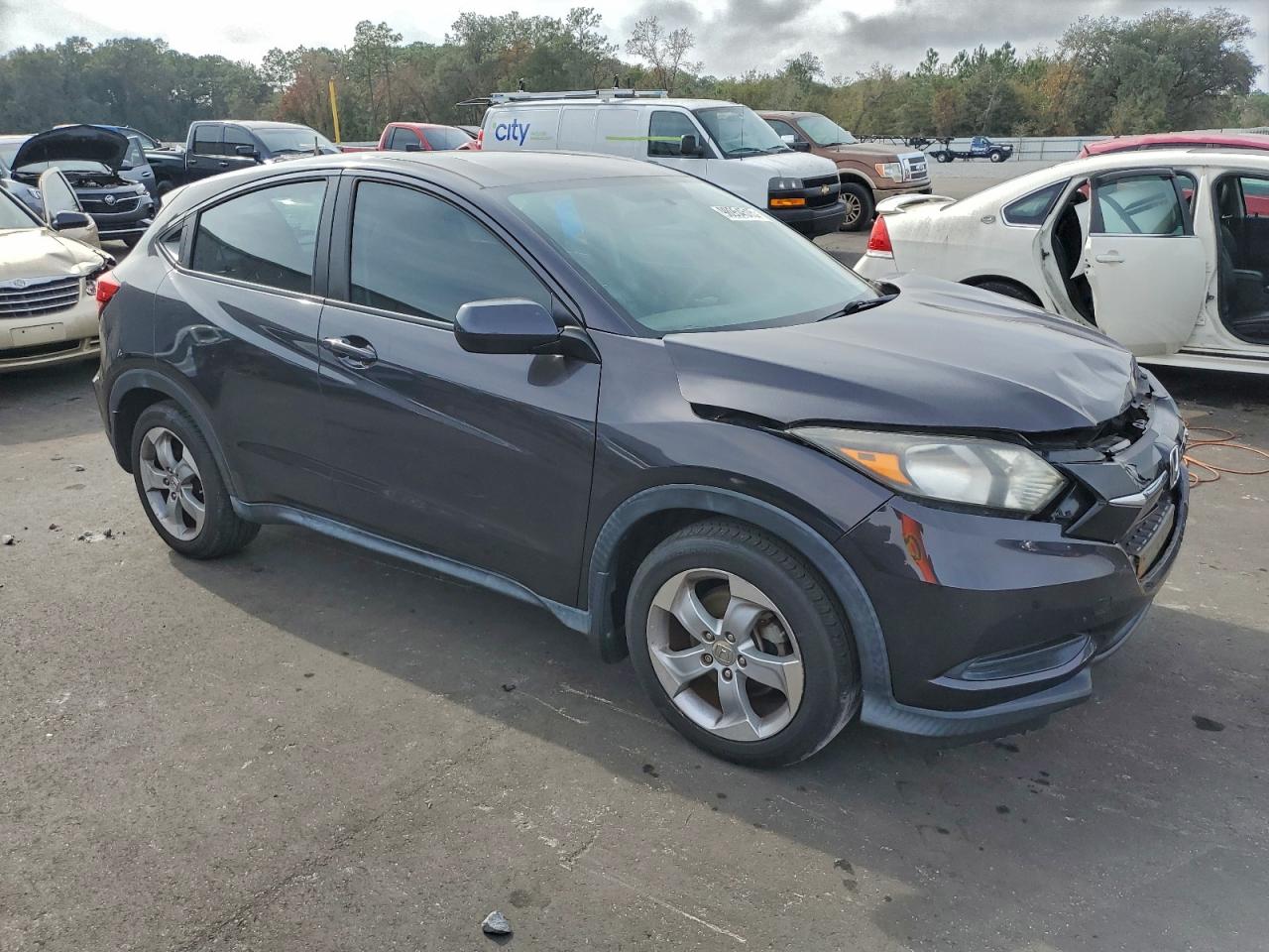 2016 HONDA HR-V LX photo 4