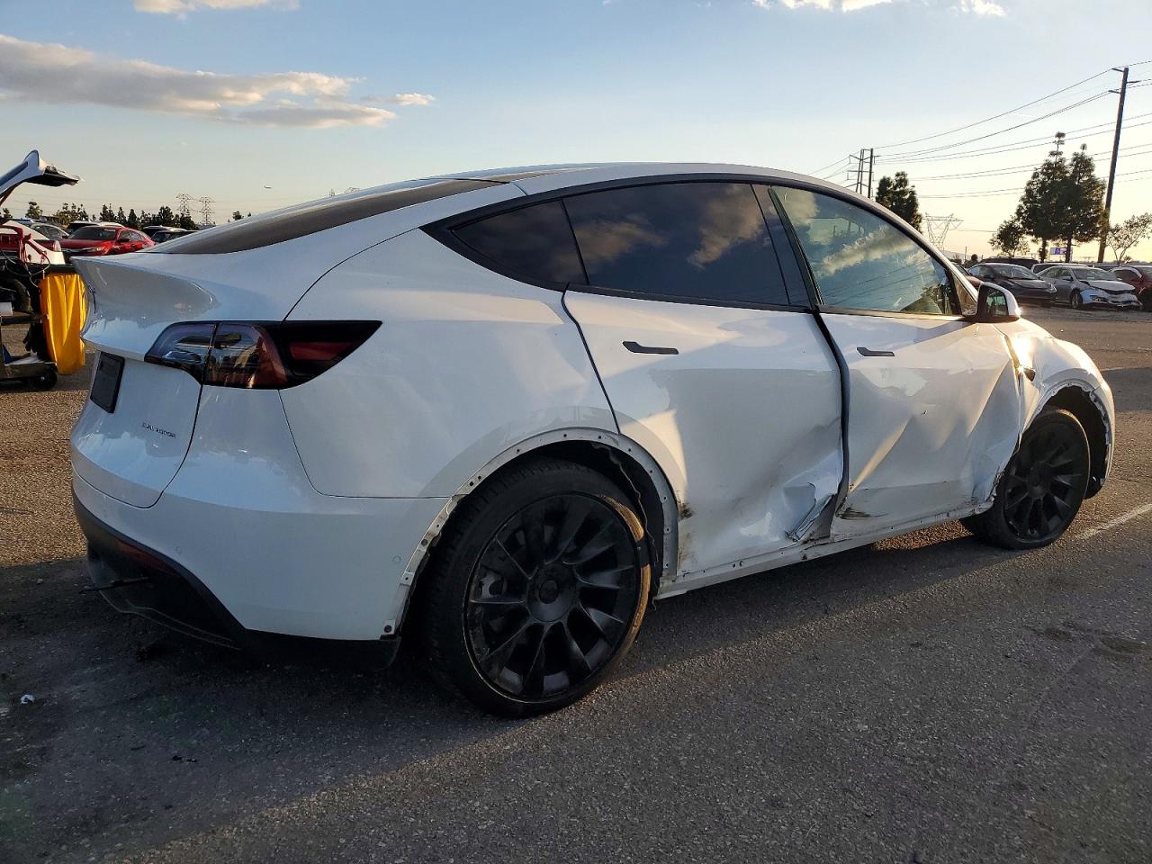 2021 TESLA MODEL Y photo 5