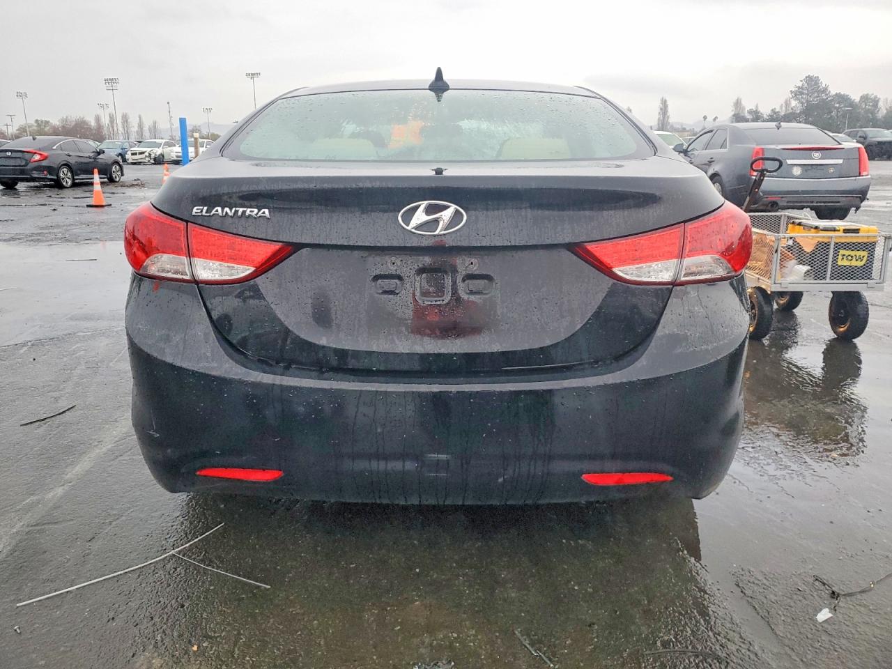 2013 HYUNDAI ELANTRA GLS photo 6