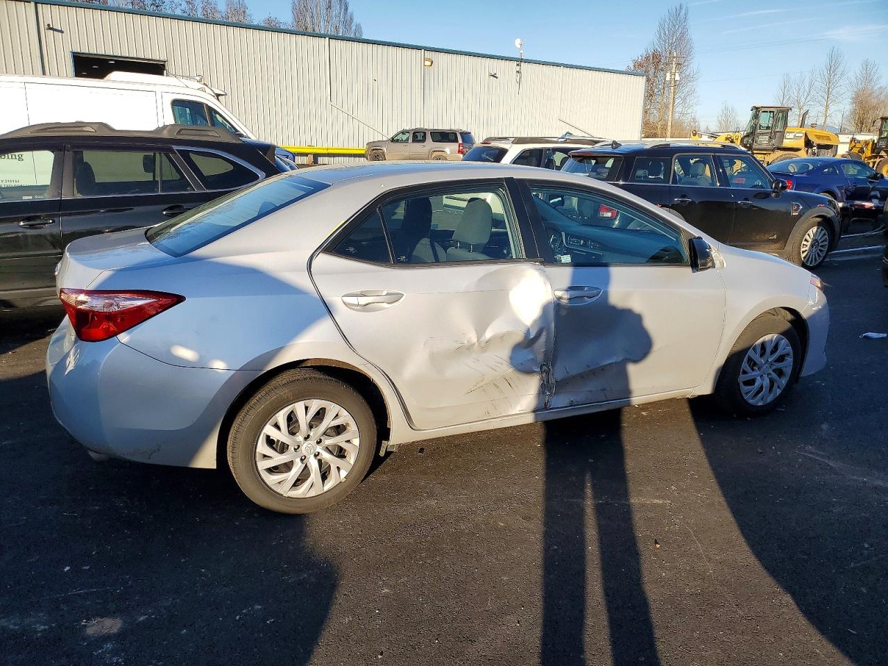 2017 TOYOTA COROLLA L photo 3