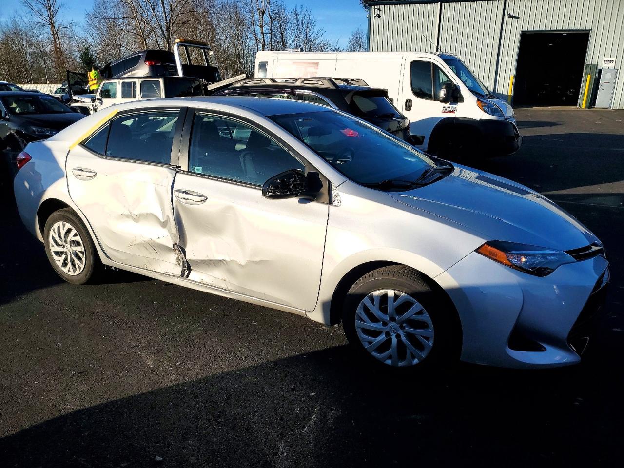 2017 TOYOTA COROLLA L photo 4