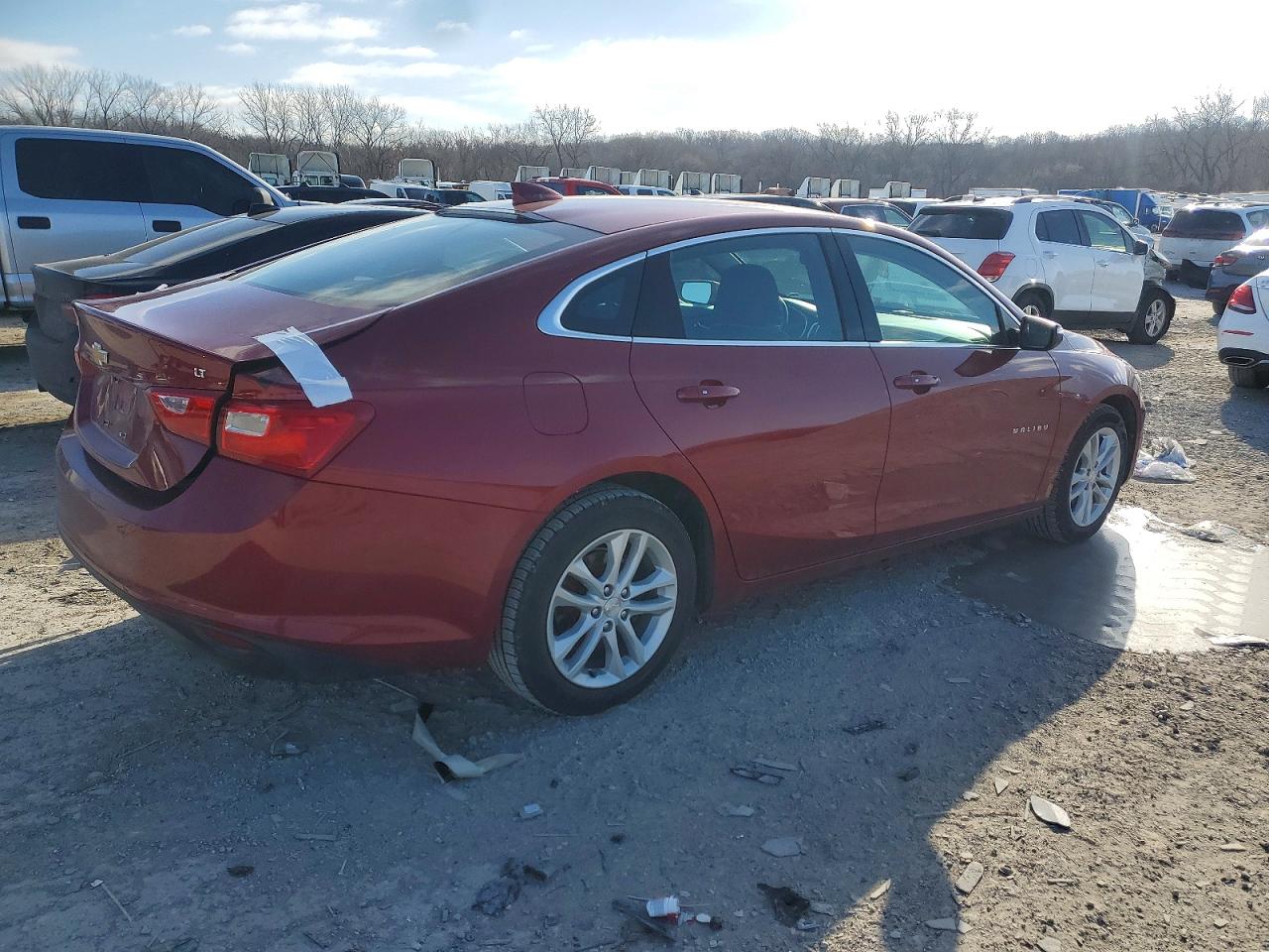 2018 CHEVROLET MALIBU LT photo 3