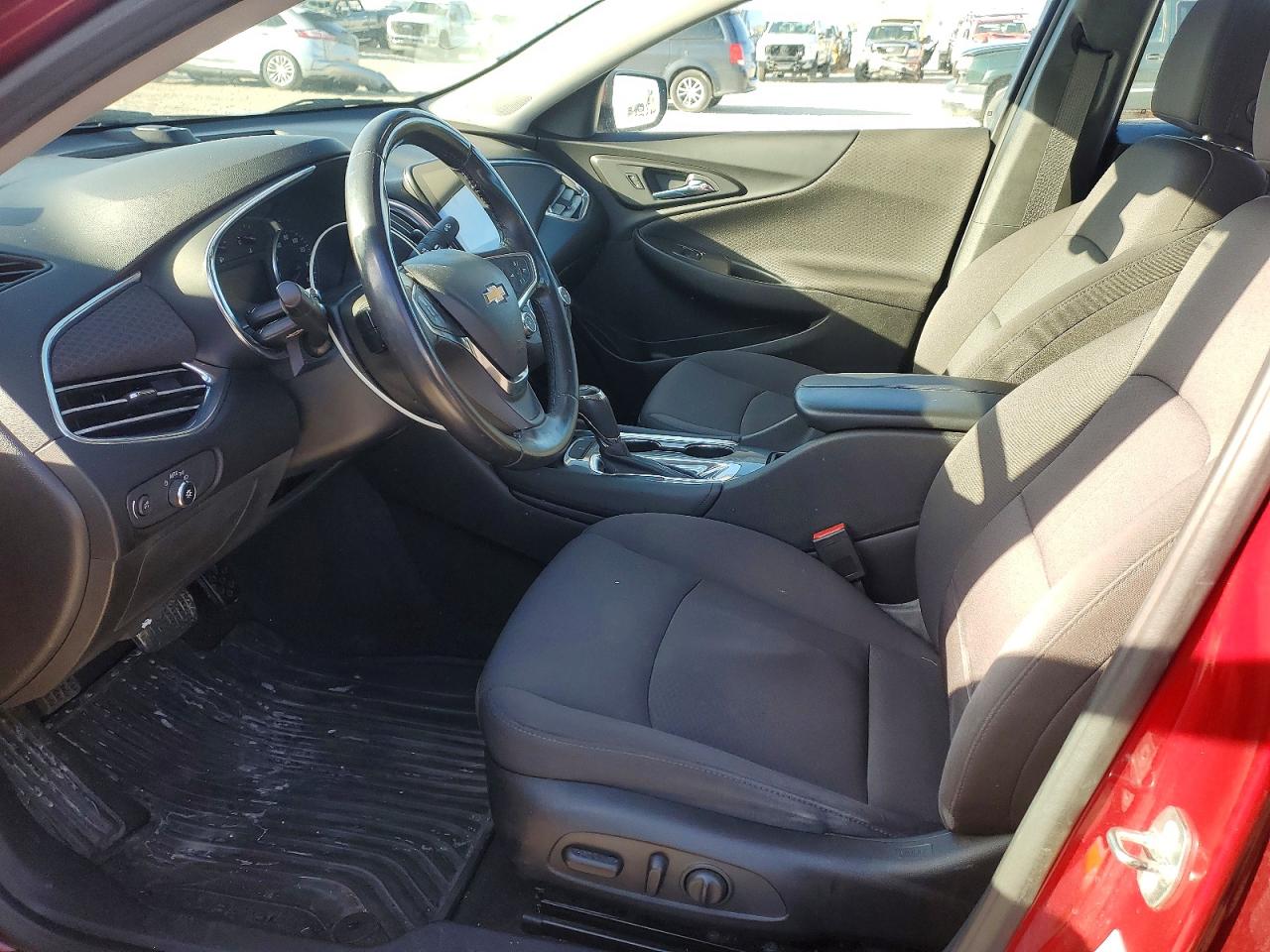 2018 CHEVROLET MALIBU LT photo 7
