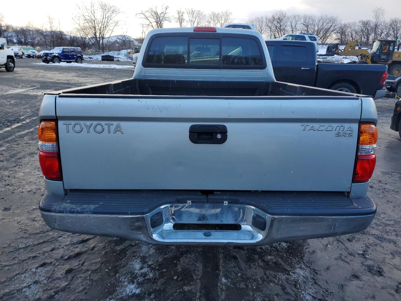 2003 TOYOTA TACOMA XTRACAB photo 6