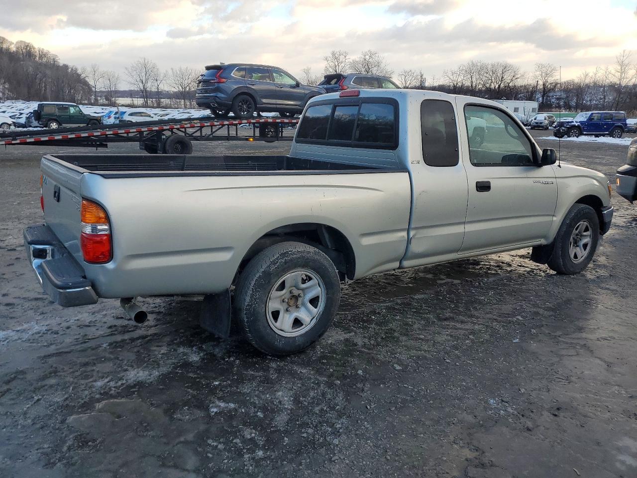 2003 TOYOTA TACOMA XTRACAB photo 3