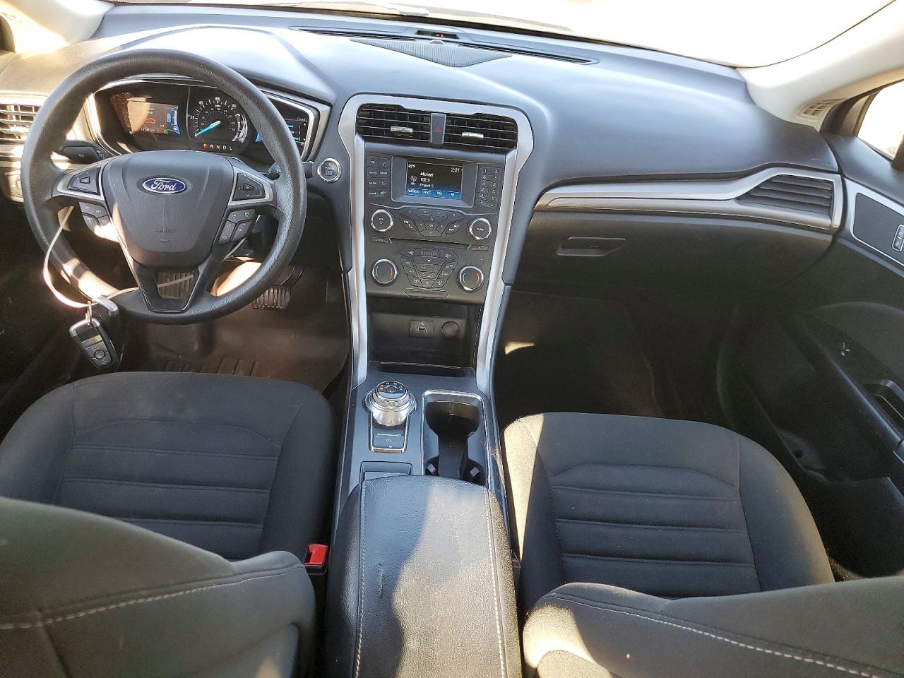 2017 FORD FUSION SE HYBRID photo 8