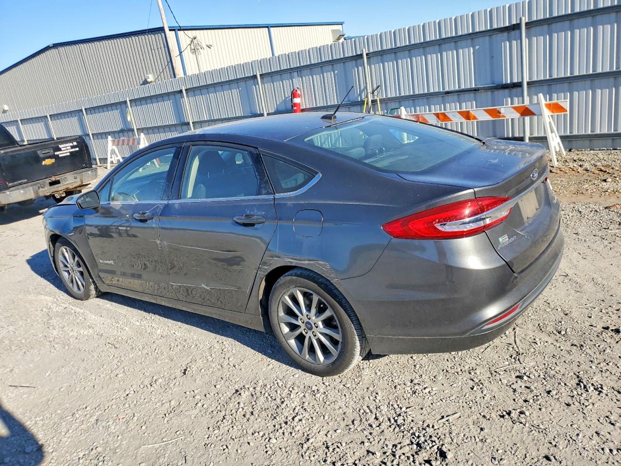 2017 FORD FUSION SE HYBRID photo 2