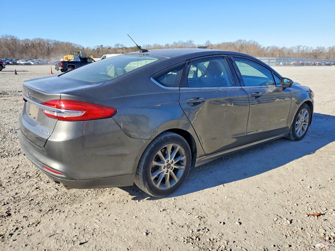 2017 FORD FUSION SE HYBRID photo 3