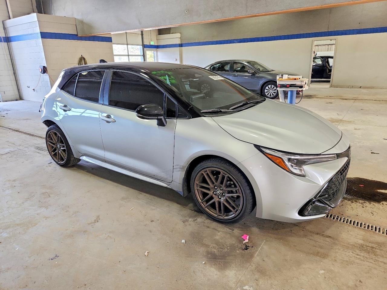2025 TOYOTA COROLLA SE photo 4