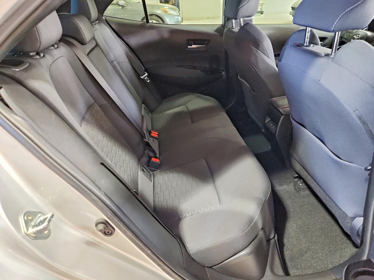 2025 TOYOTA COROLLA SE photo 10