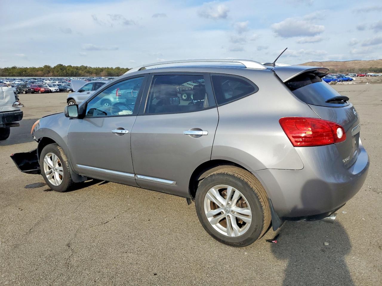 2013 NISSAN ROGUE S photo 2