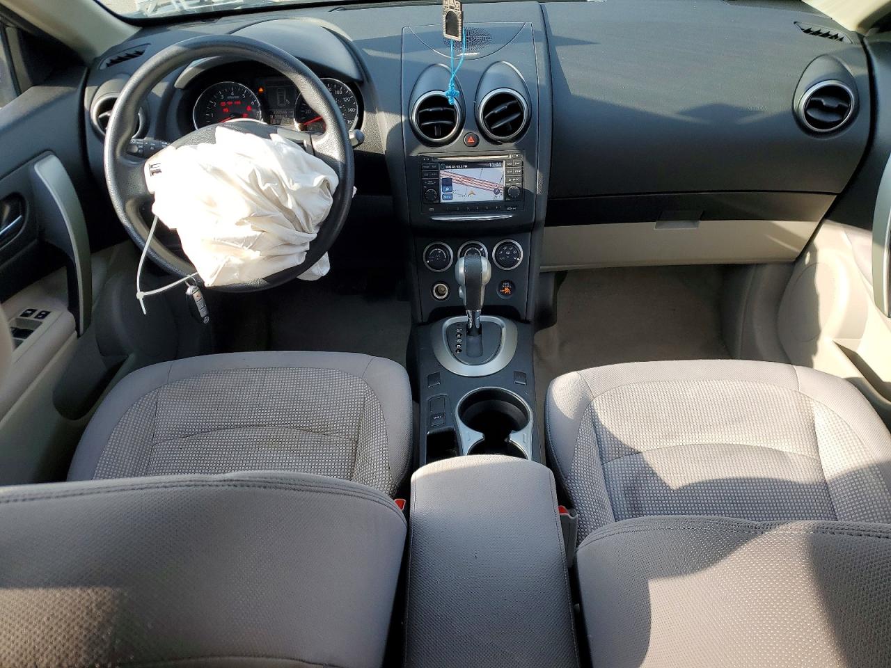 2013 NISSAN ROGUE S photo 8