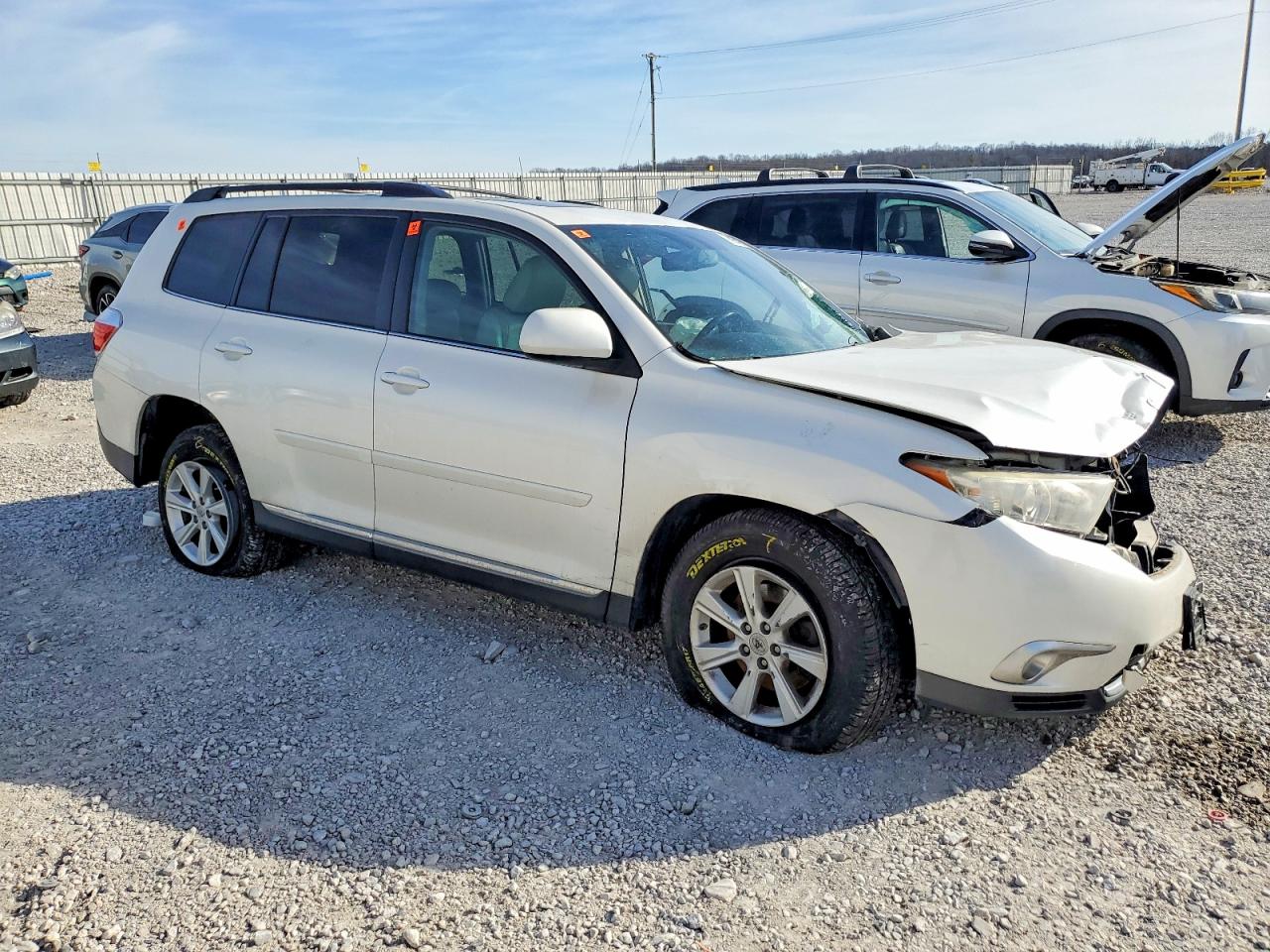 2011 TOYOTA HIGHLANDER BASE photo 4