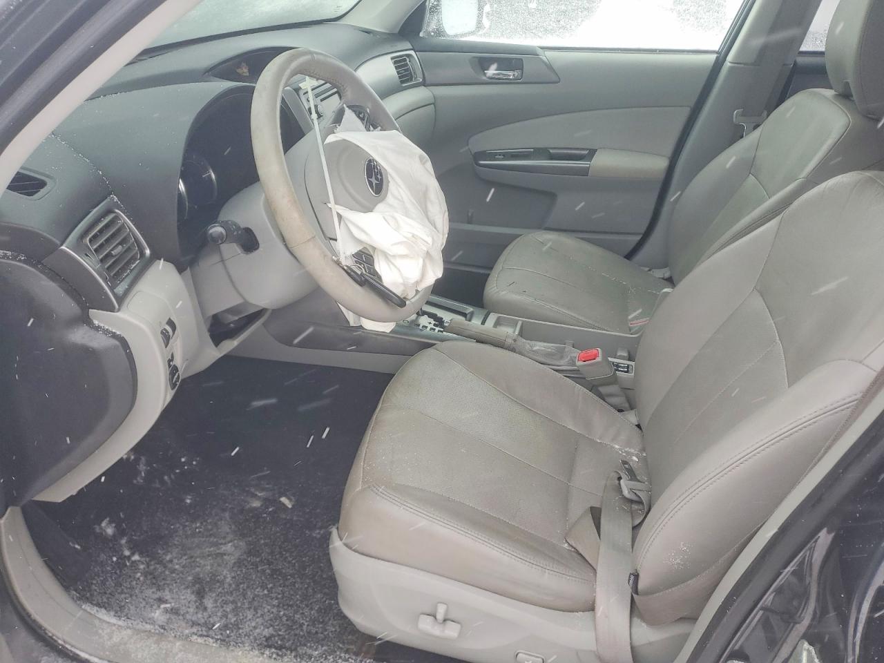 2011 SUBARU FORESTER LIMITED photo 7