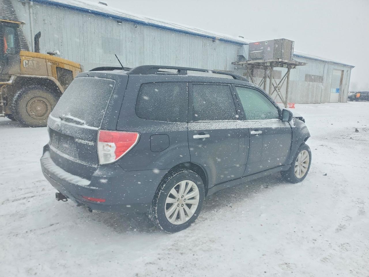 2011 SUBARU FORESTER LIMITED photo 3