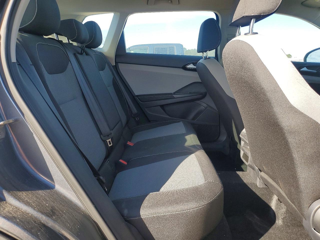 2024 VOLKSWAGEN TAOS S photo 21