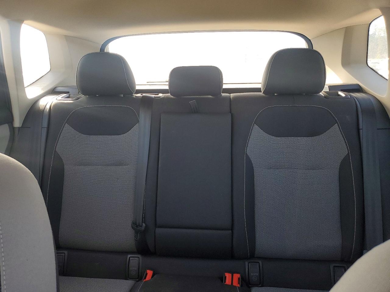 2024 VOLKSWAGEN TAOS S photo 19