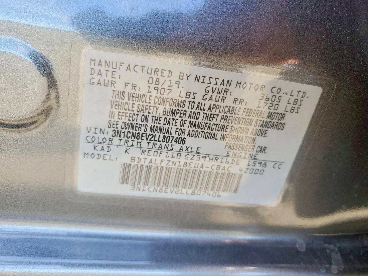 2020 NISSAN VERSA SV photo 12