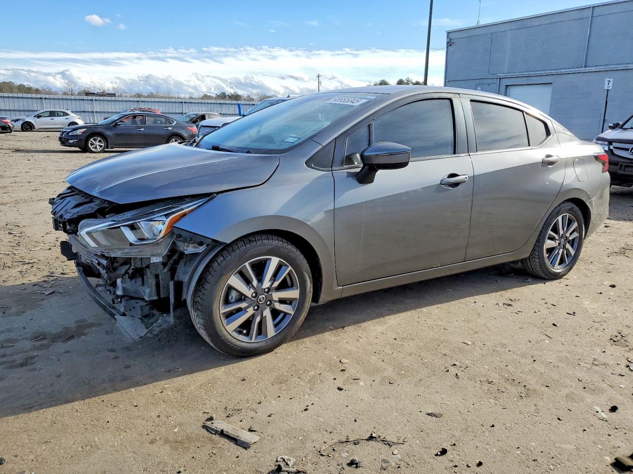 2020 NISSAN VERSA