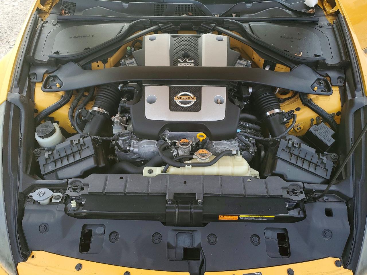 2018 NISSAN 370Z BASE photo 11