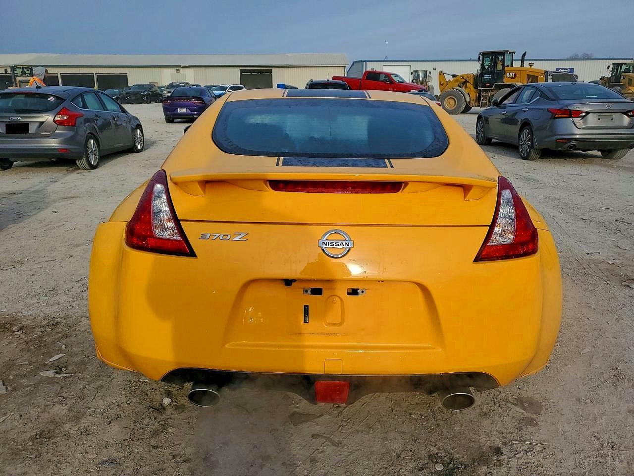 2018 NISSAN 370Z BASE photo 6