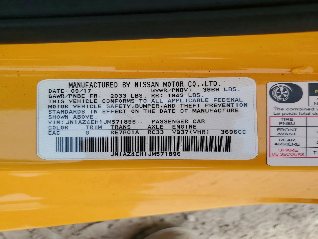 2018 NISSAN 370Z BASE photo 13