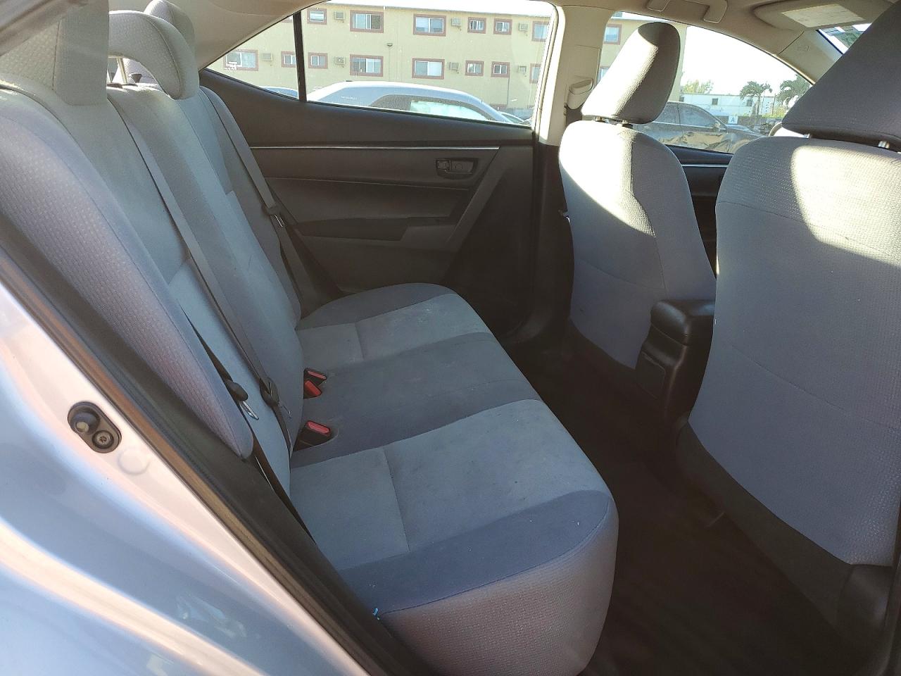 2014 TOYOTA COROLLA L photo 28