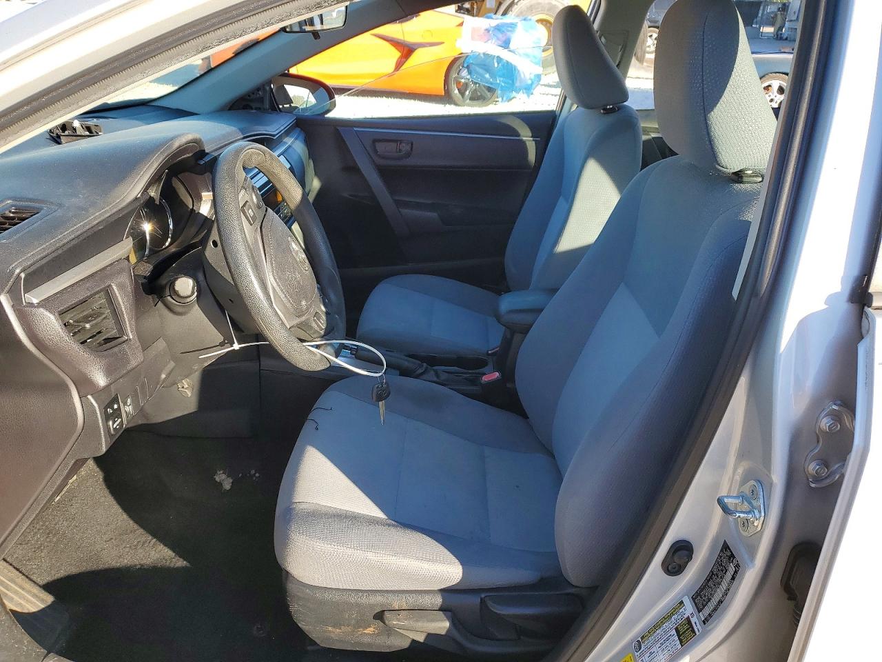 2014 TOYOTA COROLLA L photo 19