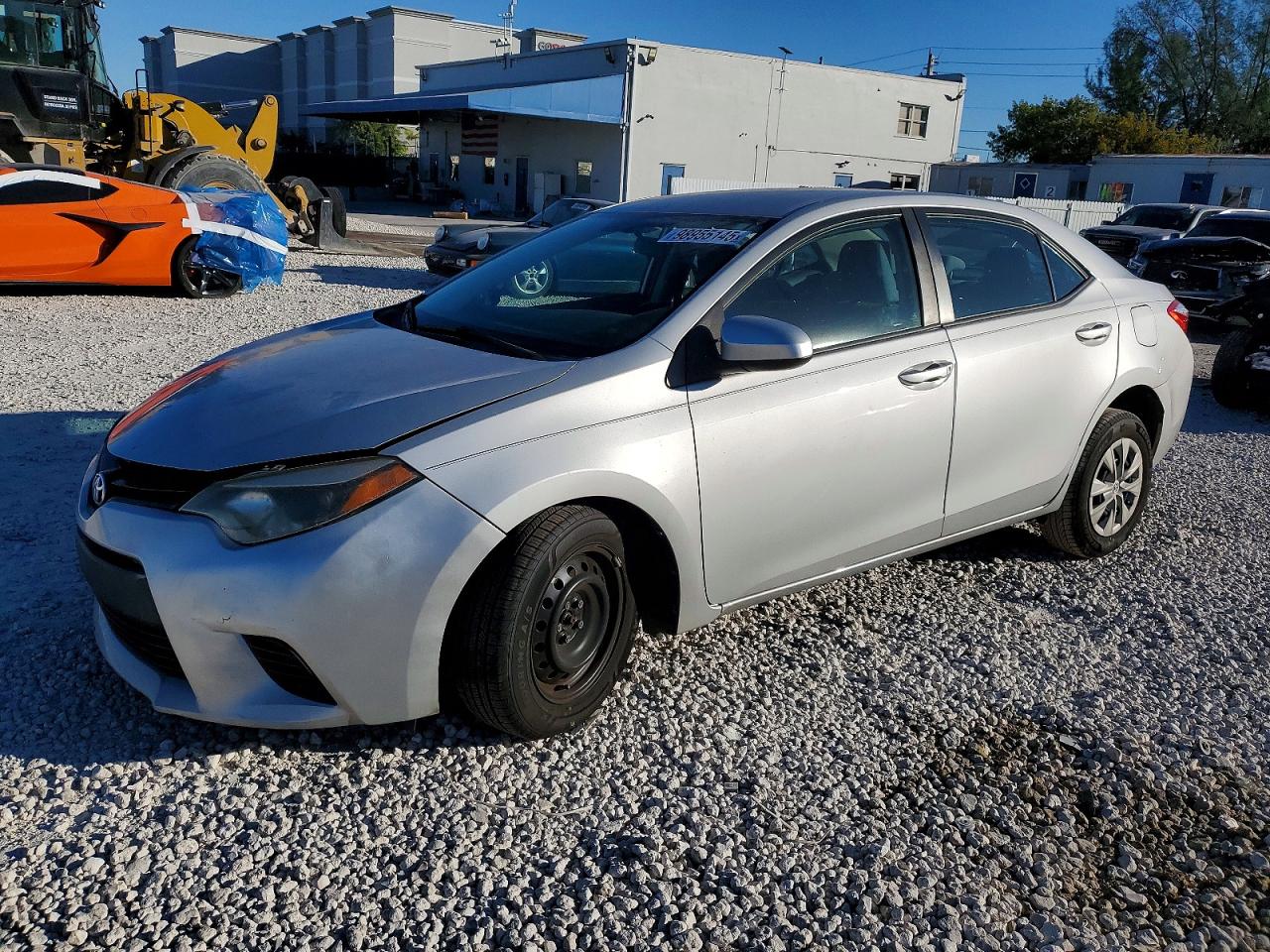2014 TOYOTA COROLLA L photo 2