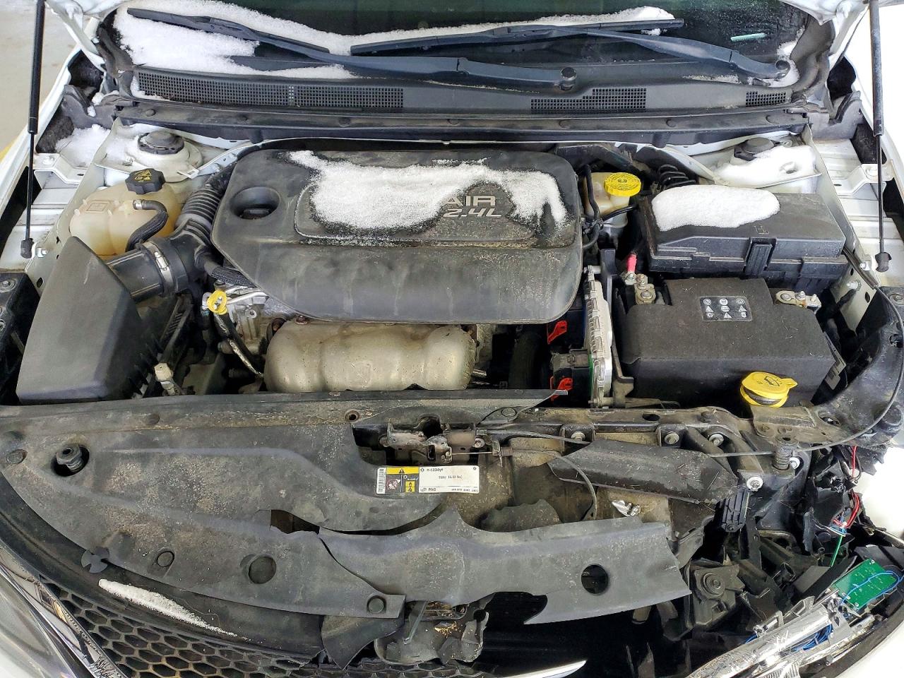 2015 CHRYSLER 200 LIMITED photo 11