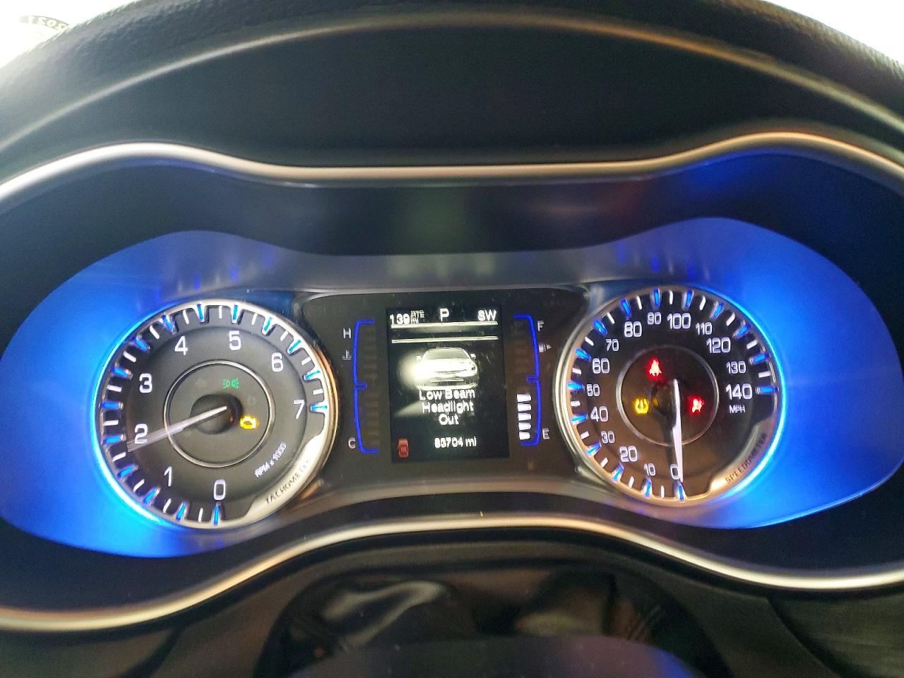 2015 CHRYSLER 200 LIMITED photo 9