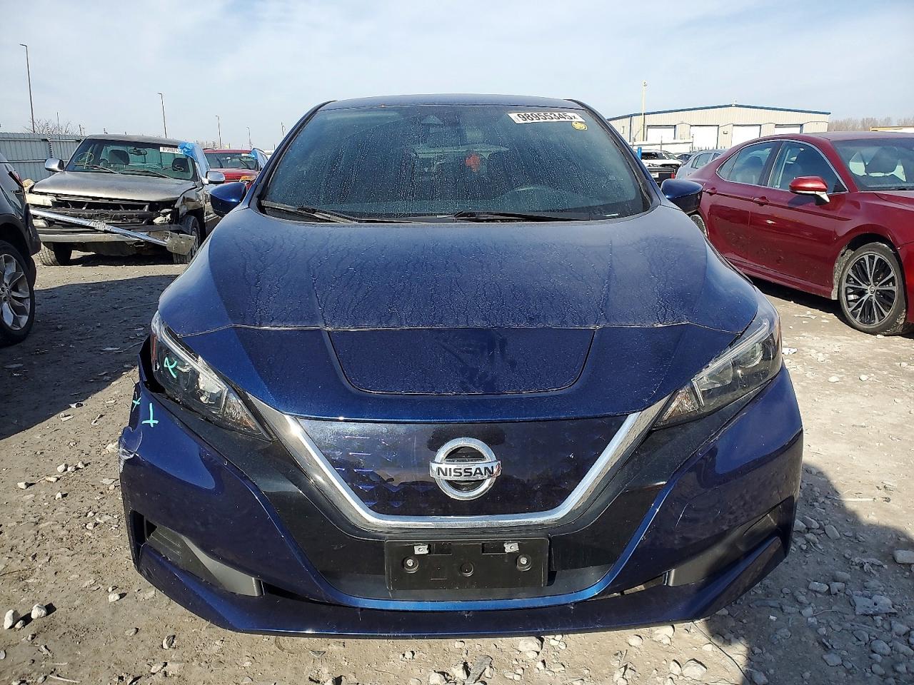 2022 NISSAN LEAF S photo 5