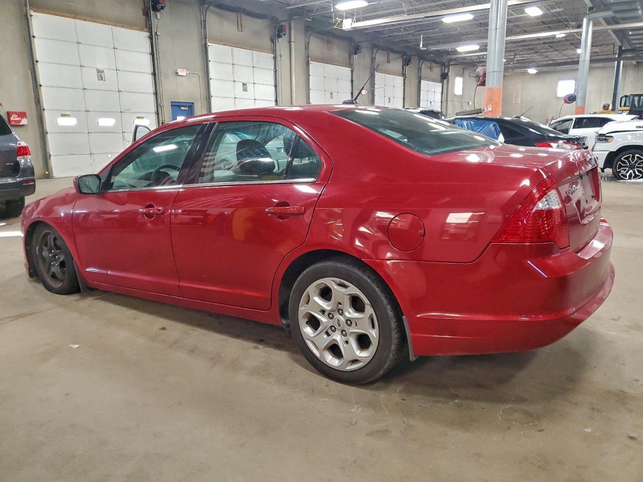 2010 FORD FUSION SE photo 2