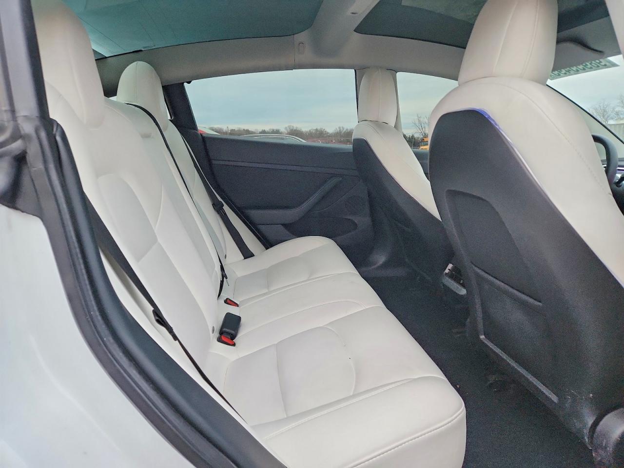 2022 TESLA MODEL 3 photo 19