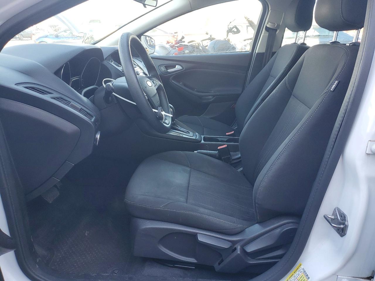2017 FORD FOCUS S photo 7
