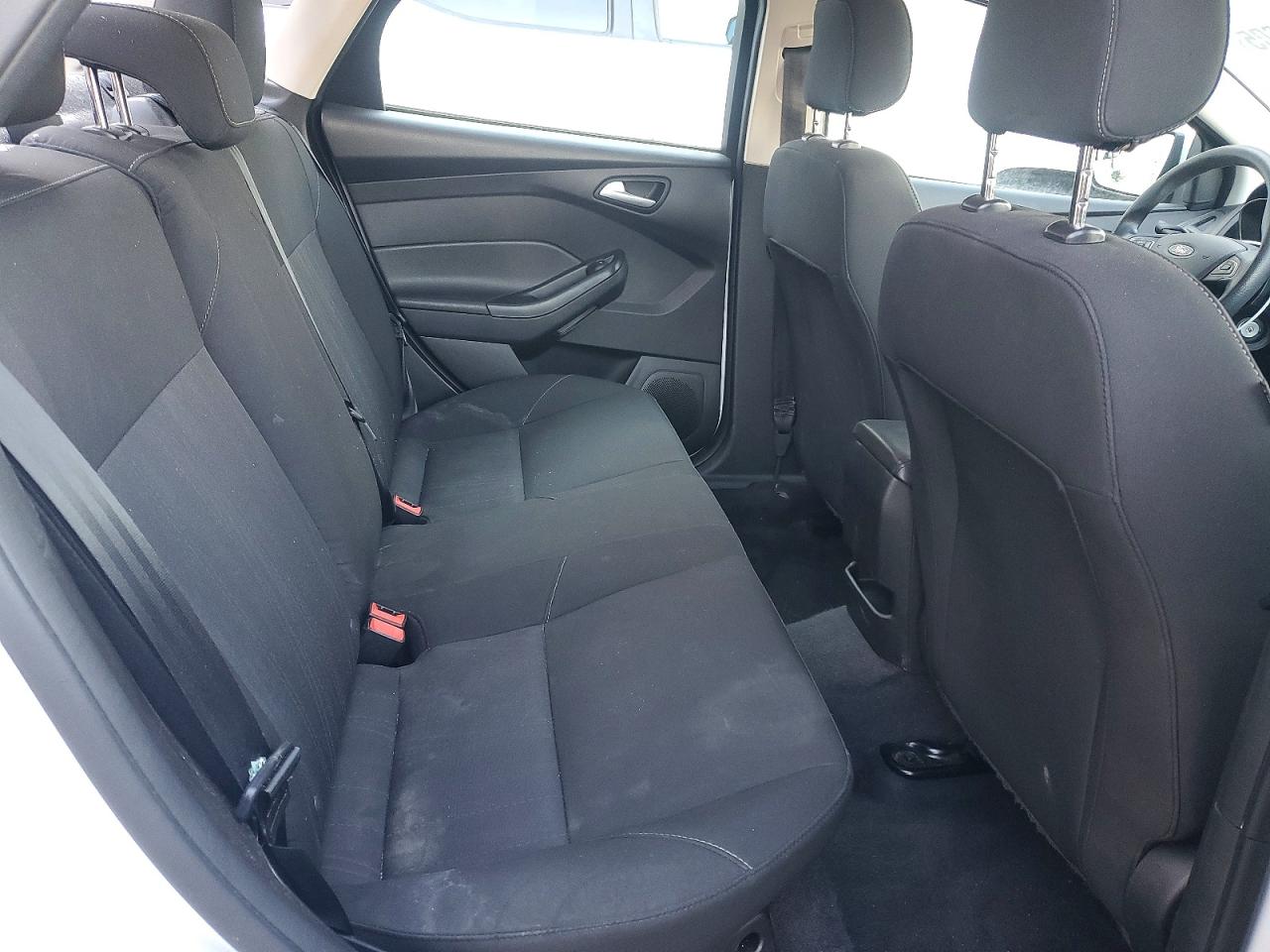 2017 FORD FOCUS S photo 10