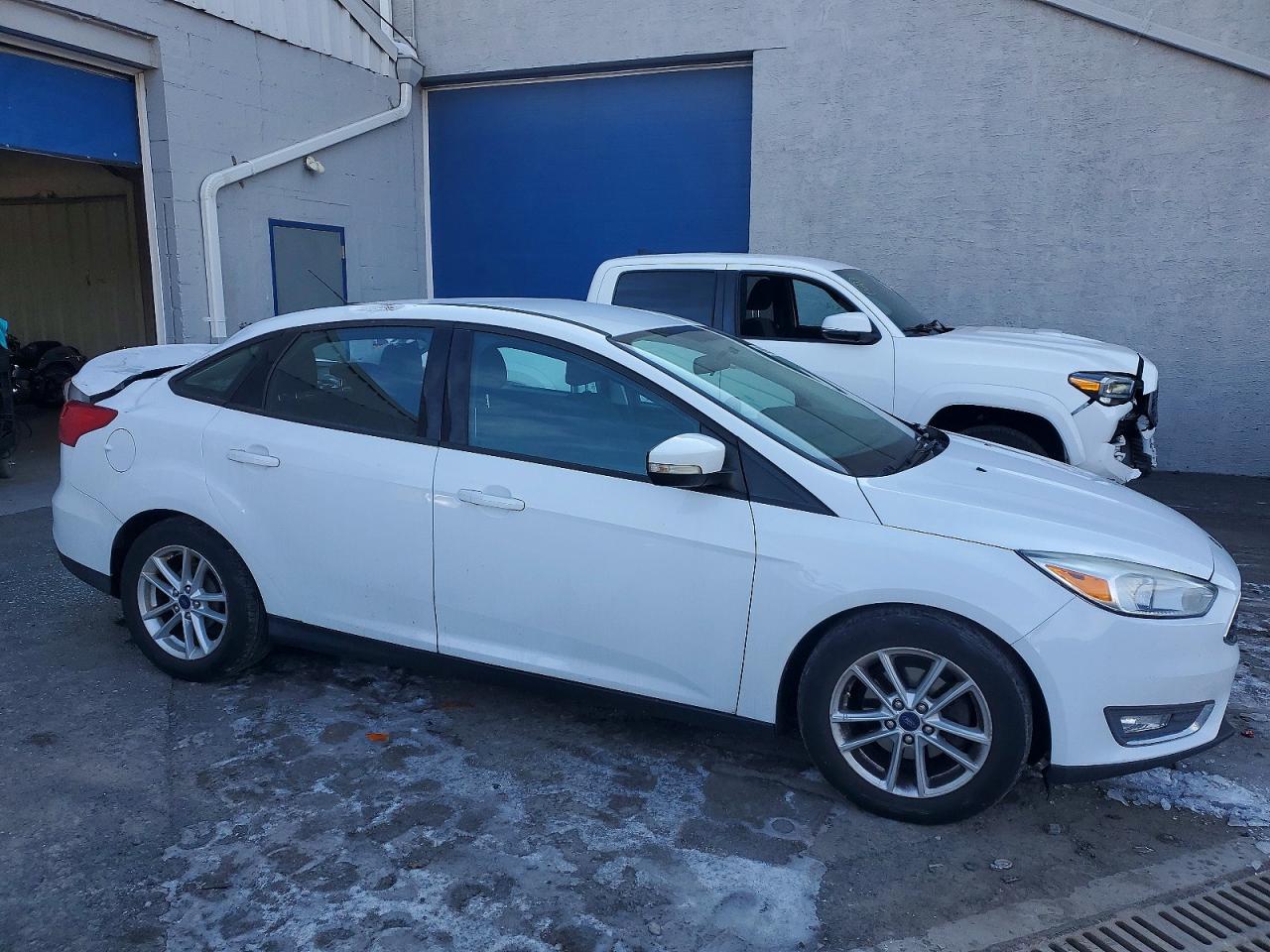 2017 FORD FOCUS S photo 4