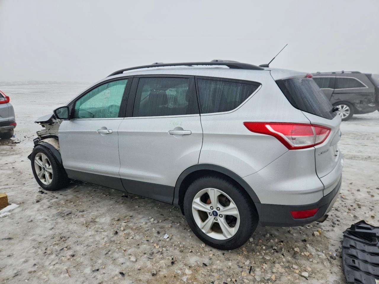 2016 FORD ESCAPE SE photo 2