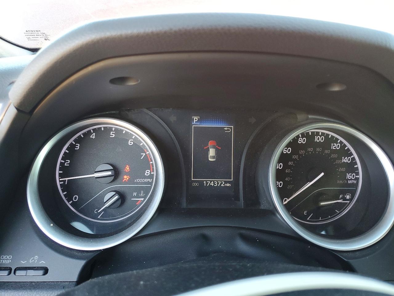 2021 TOYOTA CAMRY LE photo 9