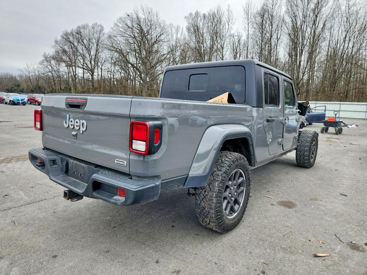 2021 JEEP GLADIATOR OVERLAND photo 3