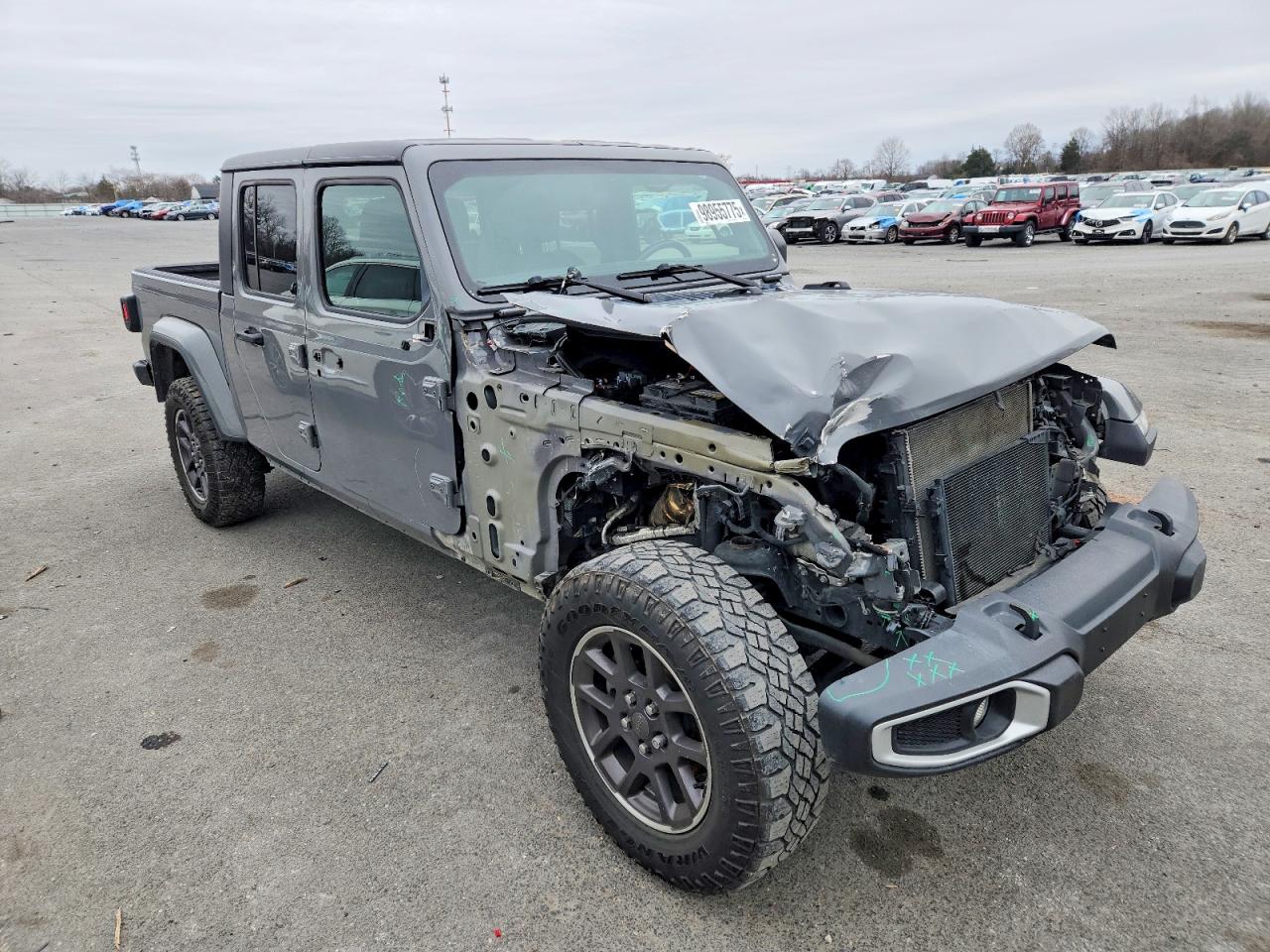 2021 JEEP GLADIATOR OVERLAND photo 4