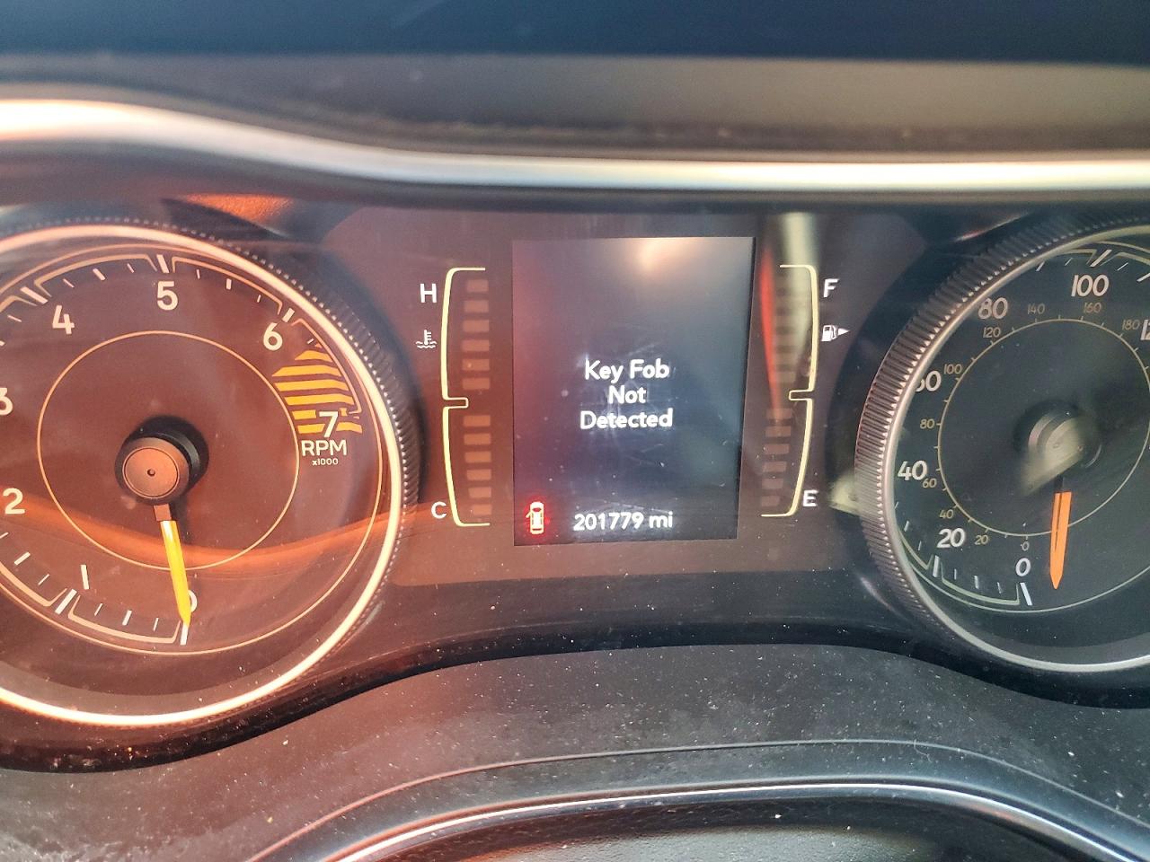 2019 JEEP CHEROKEE LATITUDE PLUS photo 25