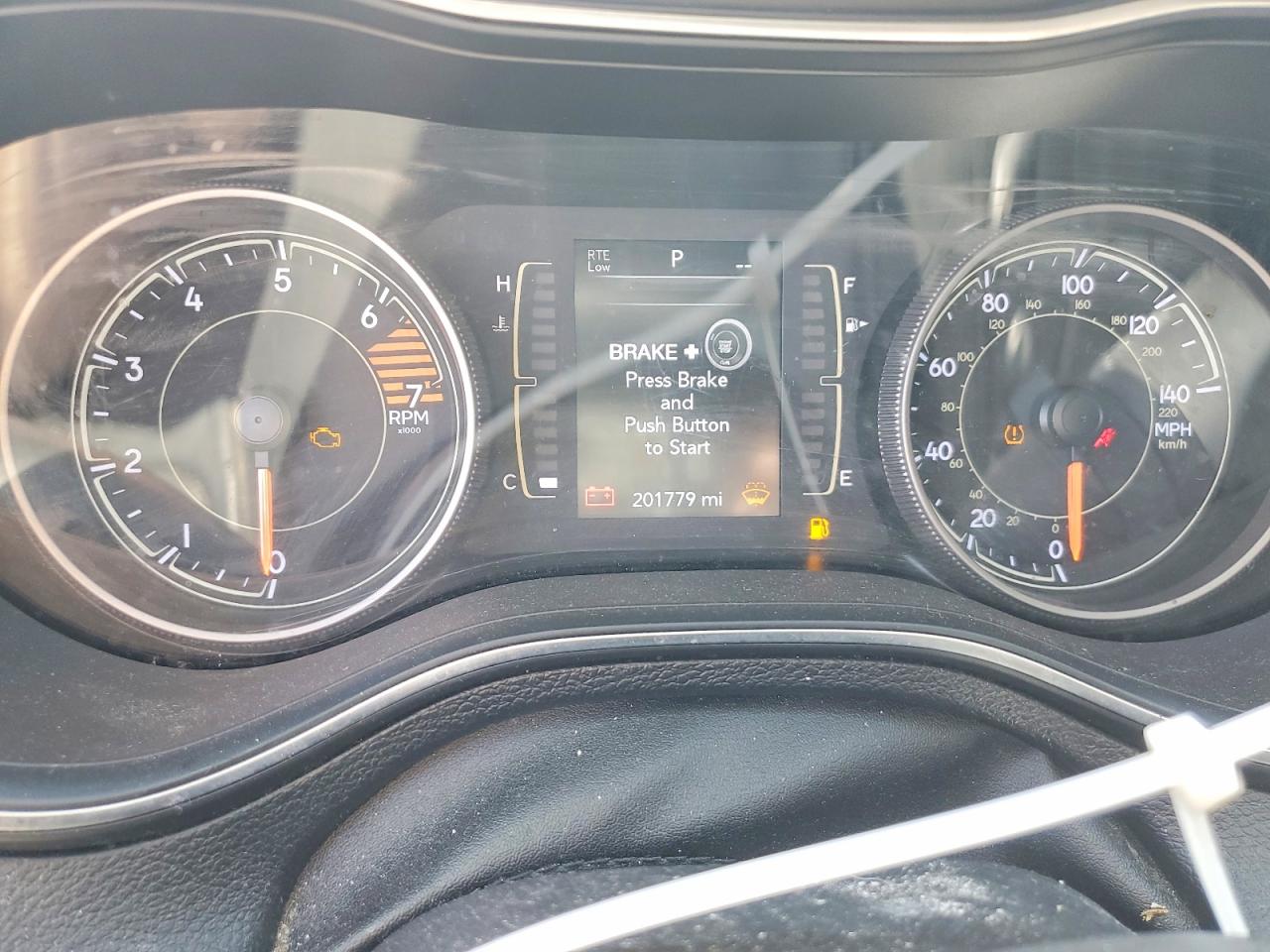 2019 JEEP CHEROKEE LATITUDE PLUS photo 26
