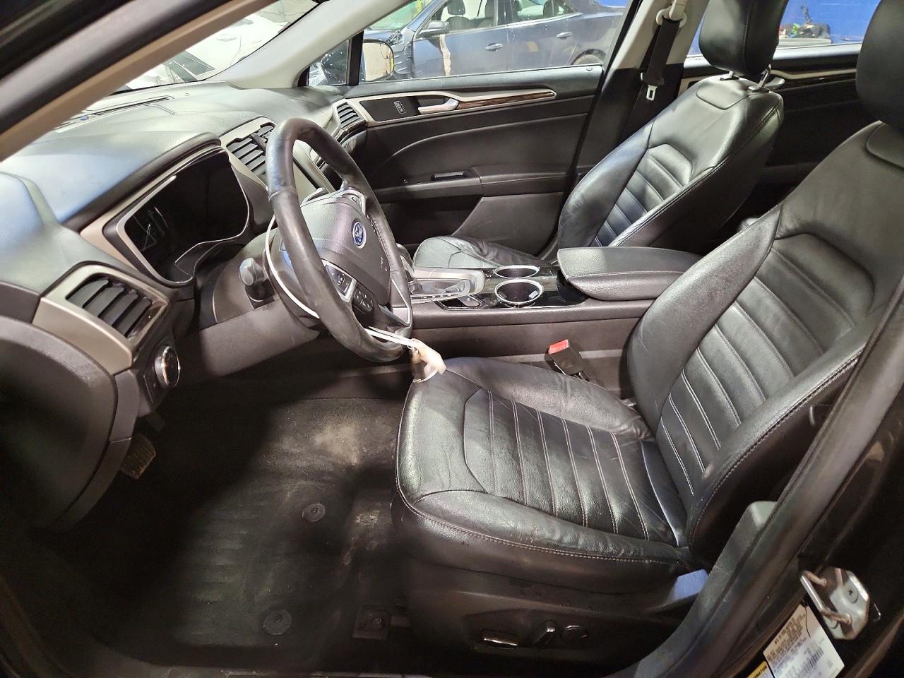 2014 FORD FUSION SE photo 13